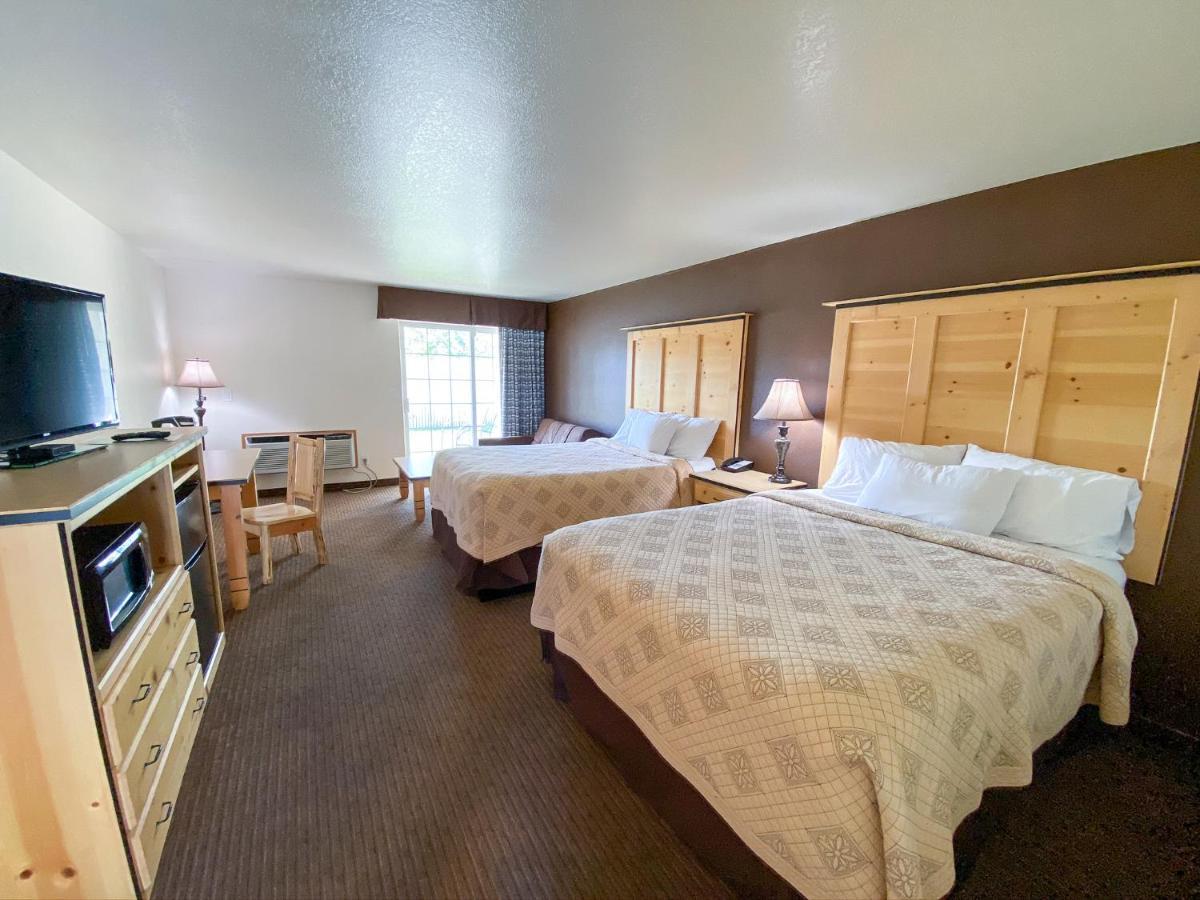 Sisters Inn & Suites 외부 사진